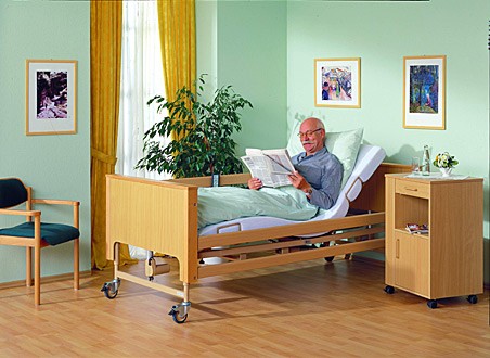 Кровать медицинская Burmeier Arminia II функциональная с электроприводом и пультом, матрасом и дугой для поднимания