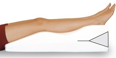 Подушка под ноги ПасТер ортопедическая для людей выше 165см с наволочкой из хлопка на молнии, 55х77см, ПН0001
