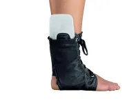 Ортез голеностопный protect Ankle lace up Medi послеоперационный армированный со шнуровкой и пластиковой вставкой, P784