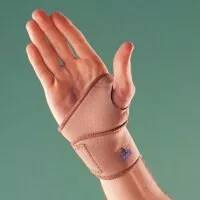 Бандаж лучезапястный OPPO Medical с петлей для захвата большого пальца, для легкой поддержки (ладонь свободная), 1083