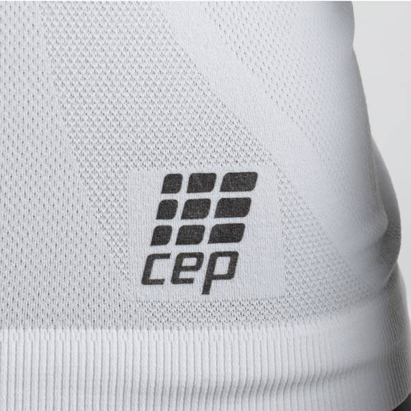 Футболка женская Cep (Цеп) ультралёгкая с короткими рукавами обеспечит оптимальный тепло- и влагообмен, C80W
