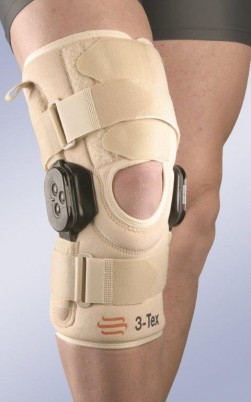Ортез коленный Orliman шарнирный с регулировкой угла сгибания от 0 до 90 градусов, высота 35см, 6112 (7112)