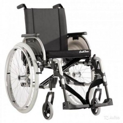 Кресло-коляска Otto Bock Старт Комфорт складная с регулировкой высоты сиденья и угла наклона подставок под ноги, до 125кг