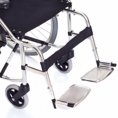 Кресло-коляска Ortonica Base 100 al для узких дверных проемов со стандартным функционалом и складной рамой из аллюминия