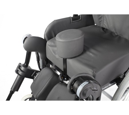 Кресло-коляска Invacare Rea Azalea Minor инвалидная пассивная для малоподвижных маленьких пользователей до 75кг, 6918