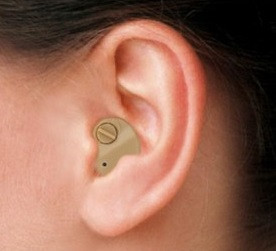 Слуховой аппарат Jinghao Mini Ear вставляется в ушную раковину и может усиливать звуки до 50Дб в радиусе 10м, JH-906