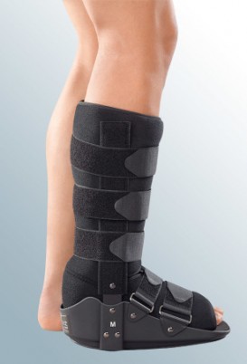 Ортез голеностопный Medi protect Walker boot реабилитационный нерегулируемый жесткий черный, G900-0