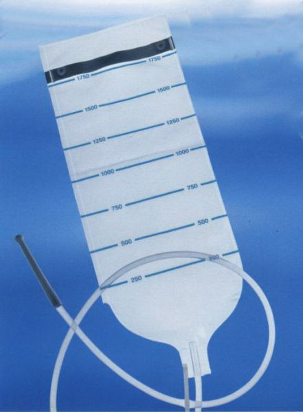 Кружка Эсмарха одноразовая с зажимами с градуировочной шкалой ...