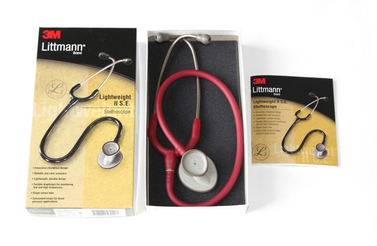 Стетоскоп Littmann Lightweight II SE (Лайтвейт) двухсторонний, бордовая трубка, 71см, 2451