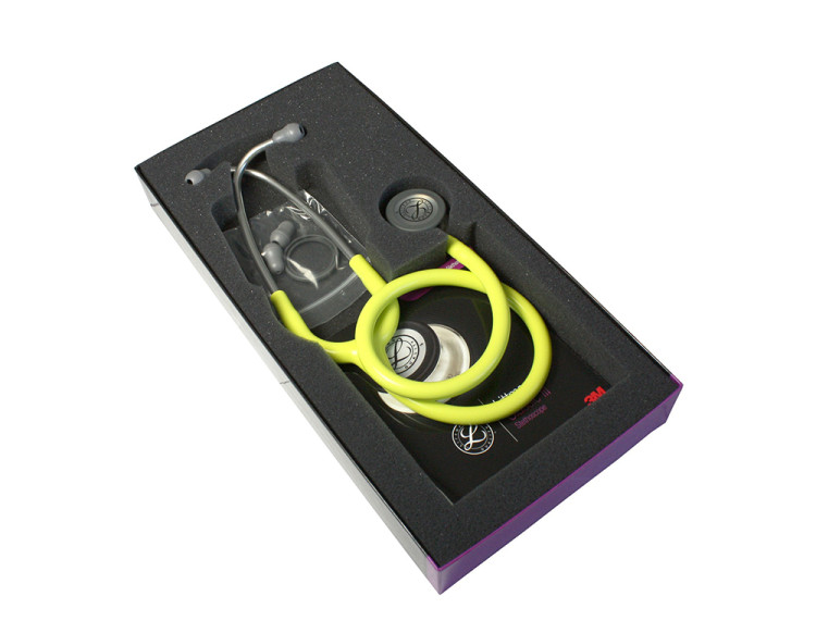 Стетоскоп Littmann Classic III с двусторонней головкой высокой чувствительности, трубка лимонно-лаймовая 69см, 5839