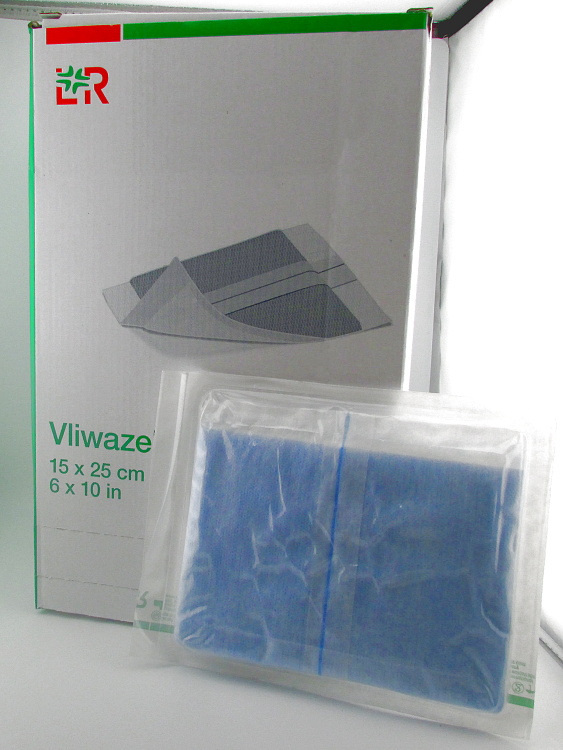 Повязка Фливацель (Vliwazell) абсорбирующая, для ран с высокой экссудацией, стерильная, 15х25см, 30шт, 30453