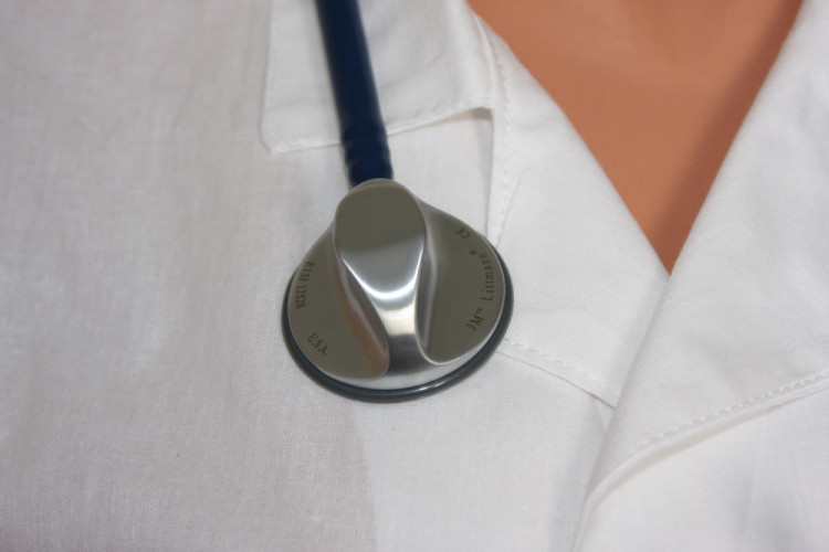 Стетоскоп Littmann Master Classic II односторонний с синей трубкой длиной 68см и двухчастотной диафрагмой 4,7см, 2147