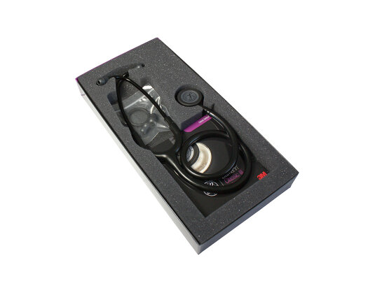 Стетоскоп Littmann Classic III с черной акустической головкой, трубкой 69см и ушными наконечниками, 5803