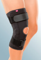 Ортез на колено protect.ST pro medi шарнирный с боковыми ребрами препятствует смещению, укороченный, черный, P7690
