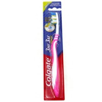 Щетка зубная Колгейт / Colgate ЗигЗаг Плюс, жесткость средняя, с перекрещивающимися щетинками, очищает, 1 шт