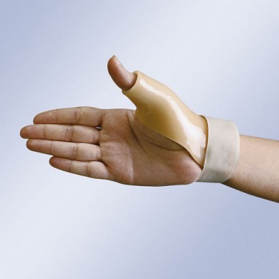 Ортез Orliman фиксирует запястье и большой палец препятствуя нежелательным сгибаниям и разгибаниям руки, FP-D71 (FP-I71)