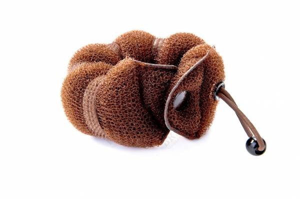 Валик для волос Брадекс / Bradex, коричневый цвет, для создания прически Пучок, размер 18,5 х 3 х 3 см, 1 шт