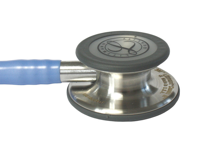 Стетоскоп Littmann Classic III двусторонняя головка высокой чувствительности, трубка небесно-голубого цвета 69см, 5630